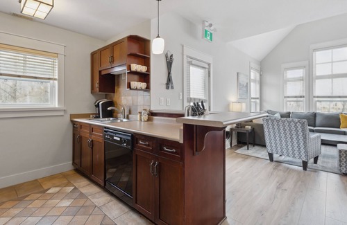 The Blue Mountains Condo | Rivergrass Condos