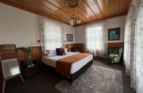 Horeke Bed & Breakfast | Riverhead Villa