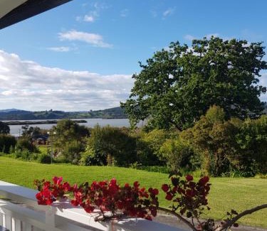 Horeke Bed & Breakfast | Riverhead Villa