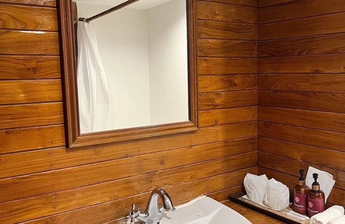 Mae Sariang Hotel | Riverhouse Resort