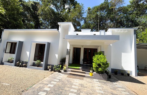 Kunchithanny Villa | Riveria Eco-Village Munnar