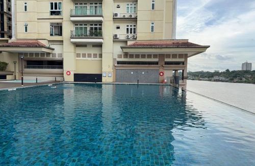 Kuching Apartment | Riverine Diamond Condominium at City Centre