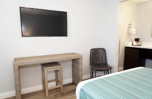 Mission Valley West Hotel | Riverleaf Inn Mission Valley