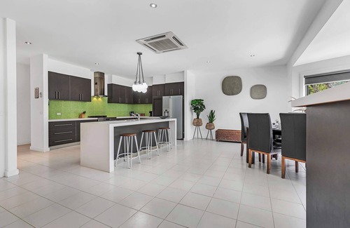 Moama House | Riverlyne - Riverfront Holiday Home