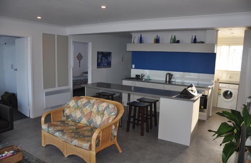 Kingston Beach Apartment | Rivermouth on Kingston Beach