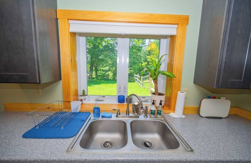 Northfield Apartment | River’s Bend, 1Bd , 8 mins to Montpelier
