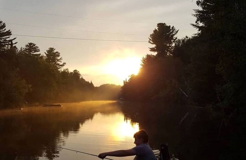 Nipissing Cottage | Rivers Edge Camping