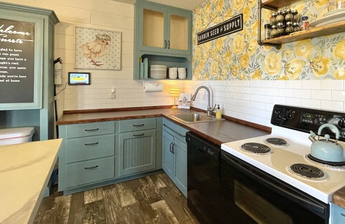 Brainerd House | River’s Edge Cottage at Nokasippi on 9 in Brainerd