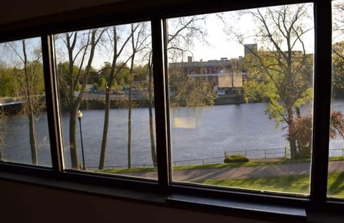 Niles Apartment | Rivers Edge Lofts - Unit 2