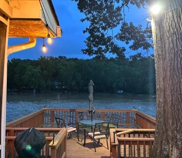 Front Royal House | Rivers Edge - On the River, Breathtaking views!