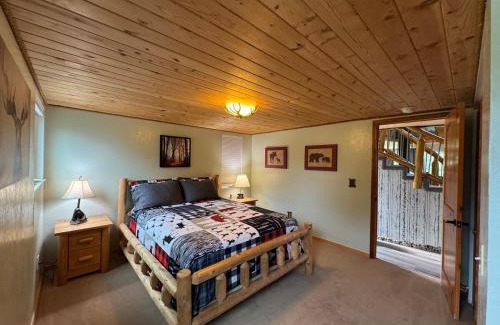 Houston House | Rivers Edge Retreat - A true Alaskan experience! Secluded location on the river providing a private peaceful getaway, minutes from town