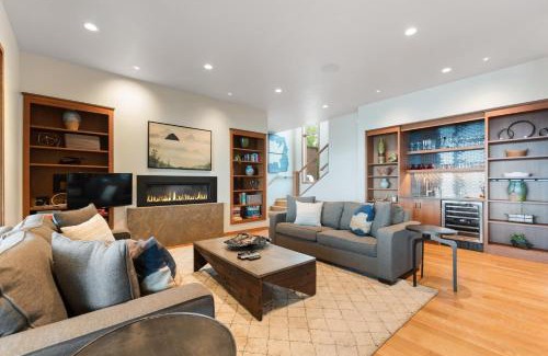 Bigfork House | Rivers End Lake House