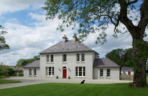Carndonagh House | Riversdale Country House - Double Room With Private Bathroom