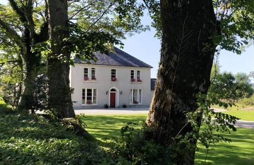 Carndonagh House | Riversdale Country House - Double Room With Private Bathroom