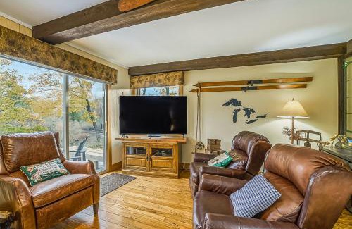 Thompsonville Cabin | Riverside Abode