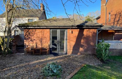 Eamont Bridge Cabin | Riverside Annex at Ashbank