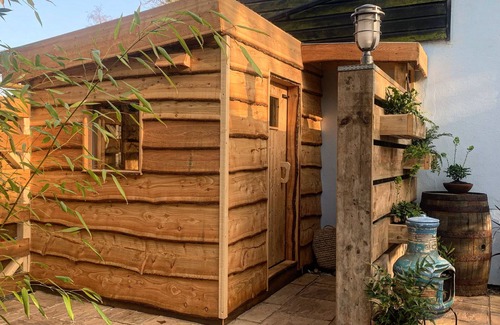 Itteringham Apartment | Riverside Apartment with Private Sauna