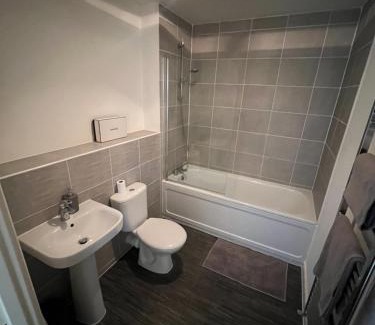 Northampton Apartment | Riverside Apartment