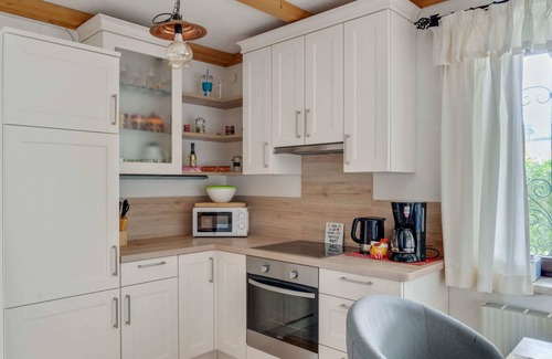 Oehling Apartment | Riverside Apartment in Oed-ohling