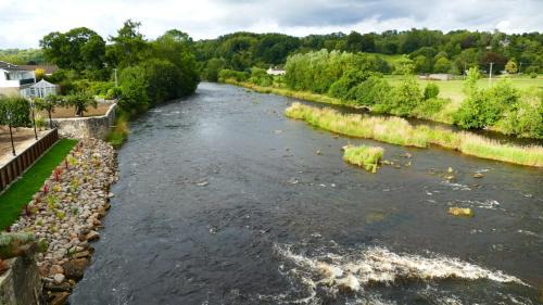Carluke Apartment | Riverside Apartments