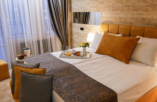 Old Town Hotel | Riverside Boutique Hotel