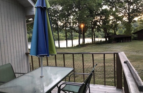 Lakeview Cabin | Riverside Cabin B White River is 110 ft away with Riverview from Deck King Bed