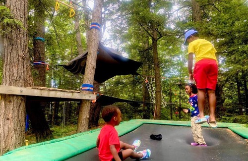Chelsea Ski Chalet | Riverside Cabin by GatineauPark/NordikSpa... 17min to Ottawa