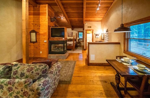 Ruidoso House | Riverside Cottage #28