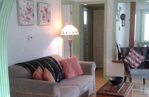 Boutiliers Point Cottage | Riverside cottage next to hiking/biking trail.