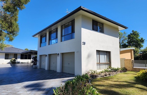 Riverside Apartment | Riverside Delight at Port Macquarie!