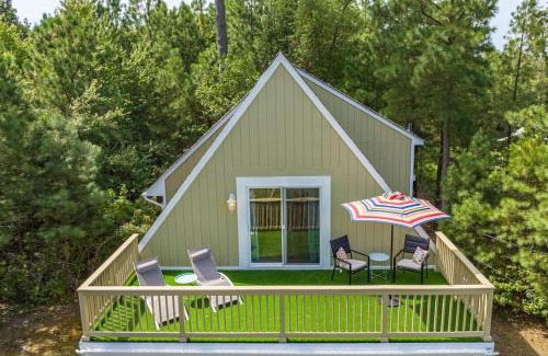 Coles Point Ski Chalet | Riverside Dreams -golfcart-views-screened porch