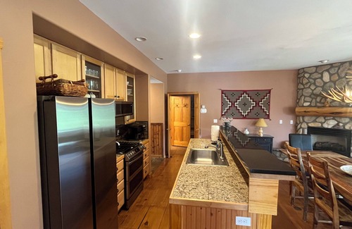 Crested Butte South House | Riverside Eagle View, 5bedrooms 3bath, hot tub, CB South. 8 adults/4 children