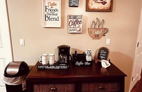 Sevierville House | Riverside Escape, King Suite, and Queen Suite.