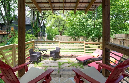 Inglewood Apartment | Riverside Garden Cottage