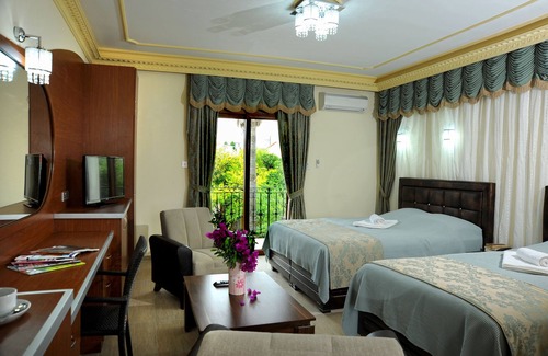 Karavas Hotel | Riverside Garden Resort