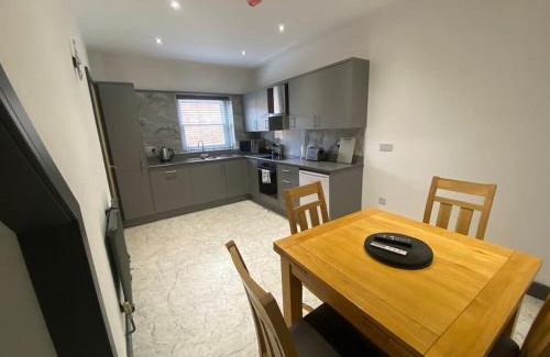 Selby House | Riverside