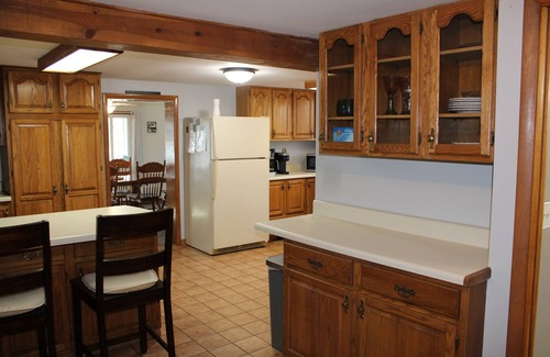 Town of Lysander House | Riverside Getaway - Spend Time with Family and Friends