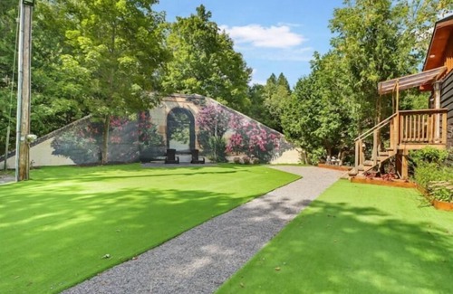 Brock House | Riverside Glamping