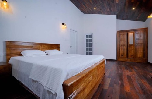 Kozhikode Bed & Breakfast | Riverside GuestHouse