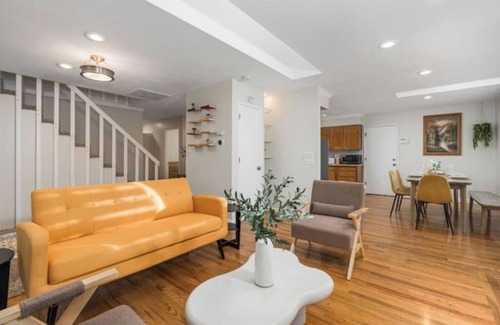 Old Southwest House | Riverside Haven with Home Theater sleeps 8