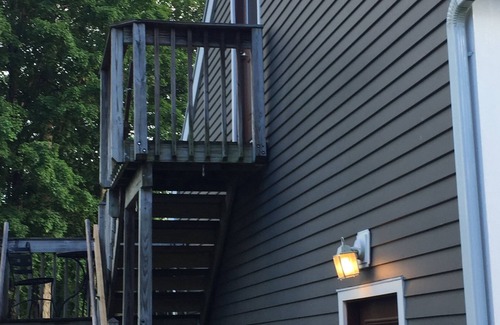 Pine Meadow Apartment | RIVERSIDE HOMESTEAD on the Farmington River