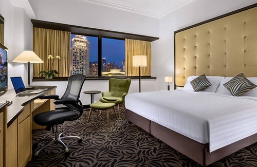 Singapore River Hotel | Riverside Hotel Family Room 2 Queen Hotel with Gorgeous Skyline View Singapore