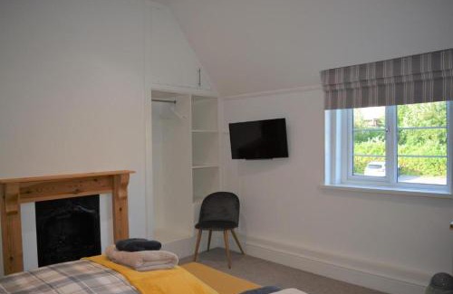 Hamble-le-Rice Hotel | Riverside House