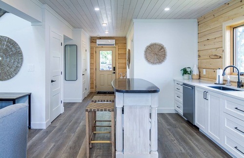 Trent Hills House | Riverside House: riverfront vacation home with private dock.