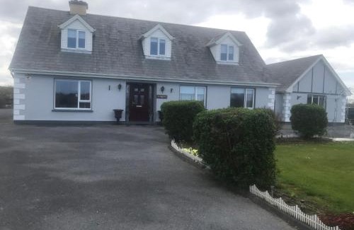 Doonbeg House | Riverside