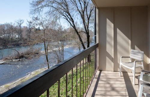 Grants Pass Hotel | Riverside Inn