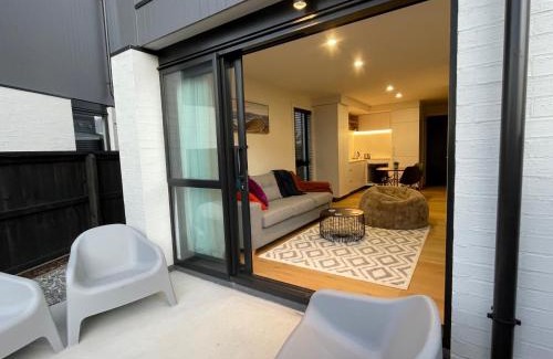 Albert Town House | Riverside Lodge - Luxury Two Bedroom Townhouse
