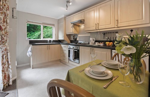 Barbrook House | Riverside Lodge with Hot Tub. Walk to Lynton & Lynmouth Towns. Free Parking.