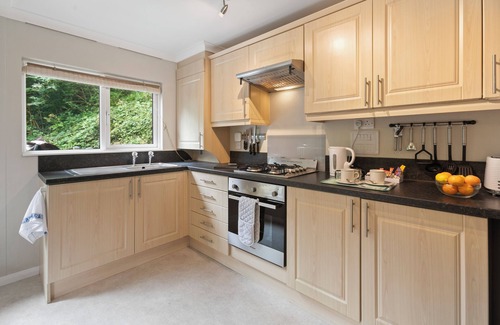 Barbrook House | Riverside Lodge with Hot Tub. Walk to Lynton & Lynmouth Towns. Free Parking.