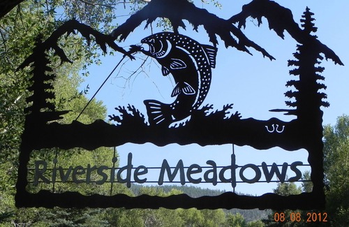 South Fork Cabin | Riverside Meadows Guest Cabin on Rio Grande Free Kayaking and Rafting